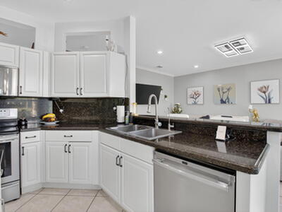 3943 Westchester Way, Boynton Beach, FL 33436