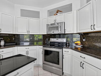 3943 Westchester Way, Boynton Beach, FL 33436