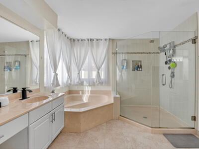 3943 Westchester Way, Boynton Beach, FL 33436