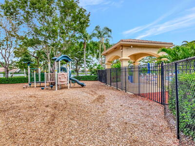 3943 Westchester Way, Boynton Beach, FL 33436