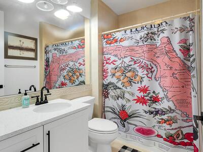 10 Harbour Isle 206 Drive E, Fort Pierce, FL 34949