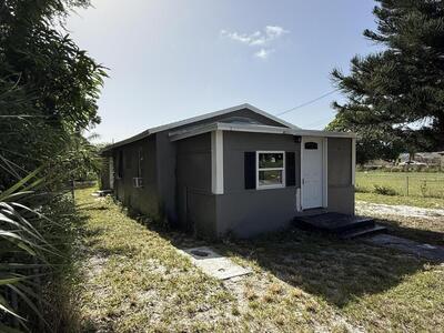 425 N 26th Street, Fort Pierce, FL 34947