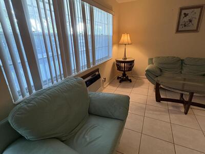 348 Windsor O, West Palm Beach, FL 33417