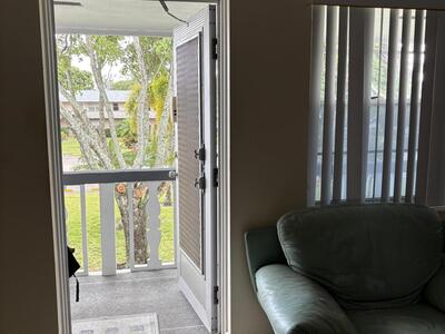 348 Windsor O, West Palm Beach, FL 33417