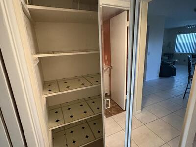 348 Windsor O, West Palm Beach, FL 33417