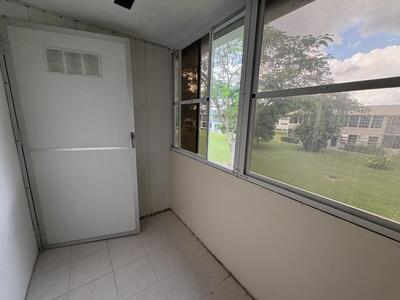 348 Windsor O, West Palm Beach, FL 33417