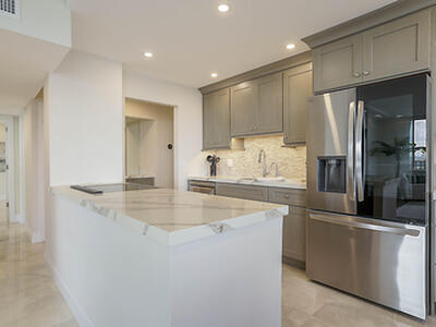 2121 N Ocean Boulevard, Boca Raton, FL 33431