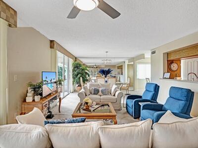 107 Half Moon Circle, Hypoluxo, FL 33462