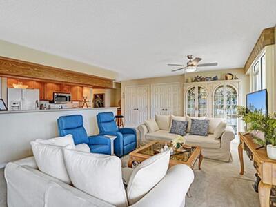 107 Half Moon Circle, Hypoluxo, FL 33462