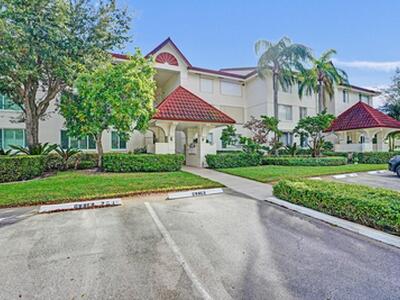 107 Half Moon Circle, Hypoluxo, FL 33462