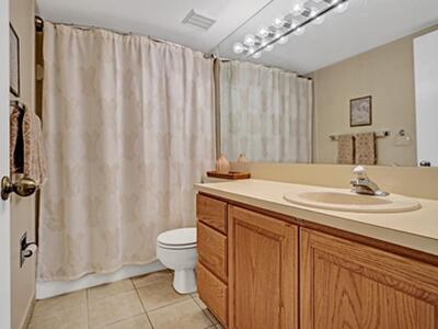 107 Half Moon Circle, Hypoluxo, FL 33462