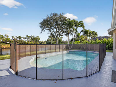 151 Monterey Way, Royal Palm Beach, FL 33411