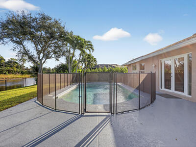 151 Monterey Way, Royal Palm Beach, FL 33411