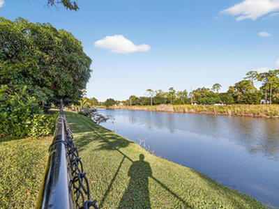151 Monterey Way, Royal Palm Beach, FL 33411