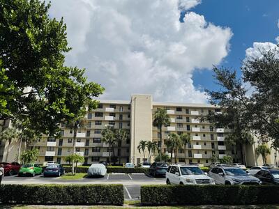 2430 Deer Creek Country Club Boulevard, Deerfield Beach, FL 33442