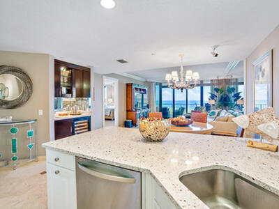 800 Ocean Drive, Juno Beach, FL 33408