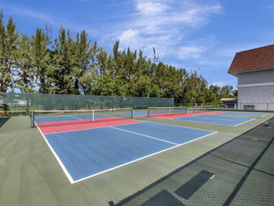 14375 Strathmore Lane, Delray Beach, FL 33446