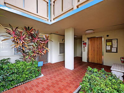 14375 Strathmore Lane, Delray Beach, FL 33446