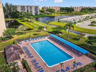 14375 Strathmore Lane, Delray Beach, FL 33446