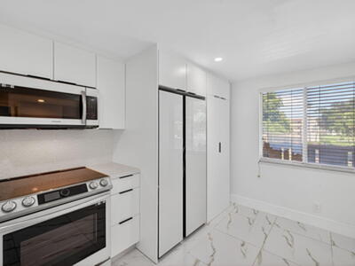 14375 Strathmore Lane, Delray Beach, FL 33446