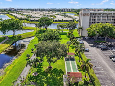 14375 Strathmore Lane, Delray Beach, FL 33446