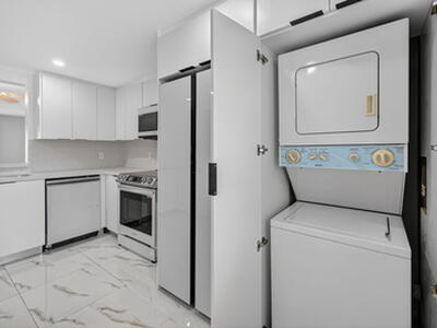 14375 Strathmore Lane, Delray Beach, FL 33446