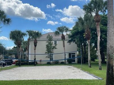 4551 Palmbrooke Circle, West Palm Beach, FL 33417