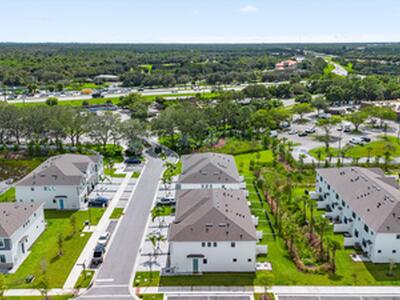 7638 SW Lucy Lane, Stuart, FL 34997