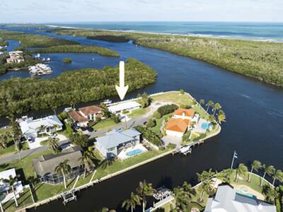 8585 SE Palm Street, Hobe Sound, FL 33455