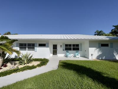 8585 SE Palm Street, Hobe Sound, FL 33455