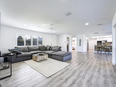 8585 SE Palm Street, Hobe Sound, FL 33455