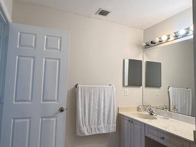 2060 Greenview Shores Boulevard, Wellington, FL 33414