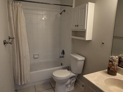 2060 Greenview Shores Boulevard, Wellington, FL 33414