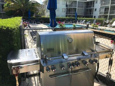 5401 NW 2nd Avenue, Boca Raton, FL 33487