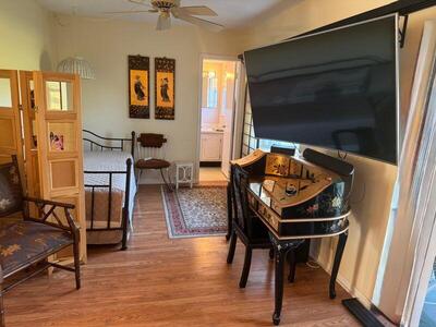 5401 NW 2nd Avenue, Boca Raton, FL 33487