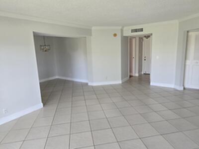 3661 Via Poinciana, Lake Worth, FL 33467