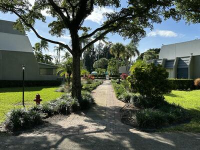 4801 E Esedra Court, Lake Worth, FL 33467