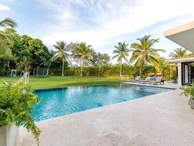 92 00, Casa de Campo, DR 22000