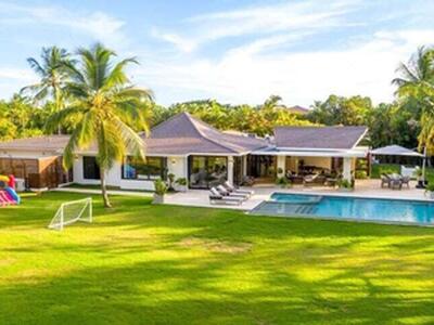 92 00, Casa de Campo, DR 22000