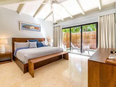 92 00, Casa de Campo, DR 22000