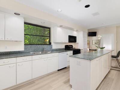 575 N Lake Way, Palm Beach, FL 33480