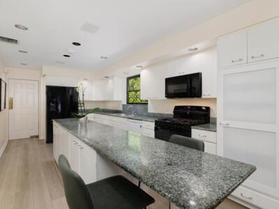 575 N Lake Way, Palm Beach, FL 33480