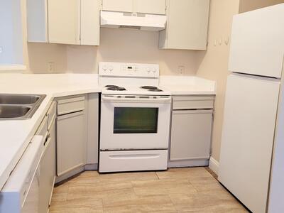 3421 NW 44th Street, Oakland Park, FL 33309