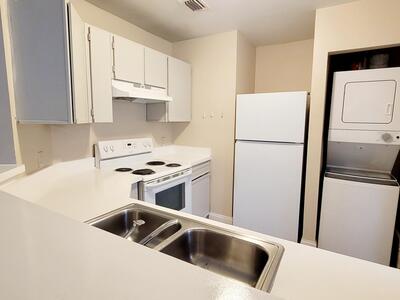 3421 NW 44th Street, Oakland Park, FL 33309