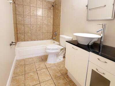 3421 NW 44th Street, Oakland Park, FL 33309