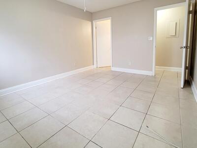 3421 NW 44th Street, Oakland Park, FL 33309