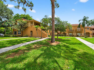 4807 Via Palm Lakes, West Palm Beach, FL 33417