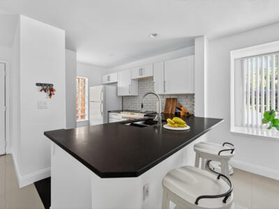 4807 Via Palm Lakes, West Palm Beach, FL 33417