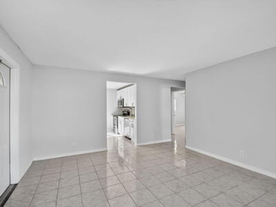 216 S Ocean Breeze Street S, Lake Worth Beach, FL 33460