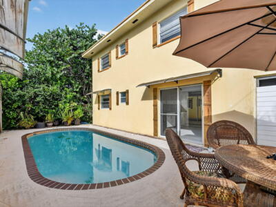 216 S Ocean Breeze Street S, Lake Worth Beach, FL 33460